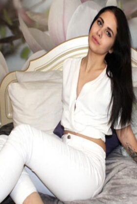 Renu, Escorts Girls In Vijayawada